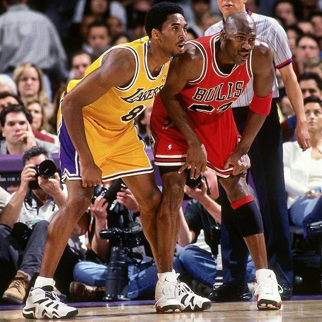 与坚韧的姿 与坚韧的姿