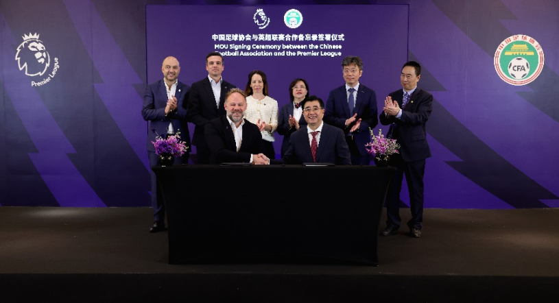 更是对大学 更是对大学