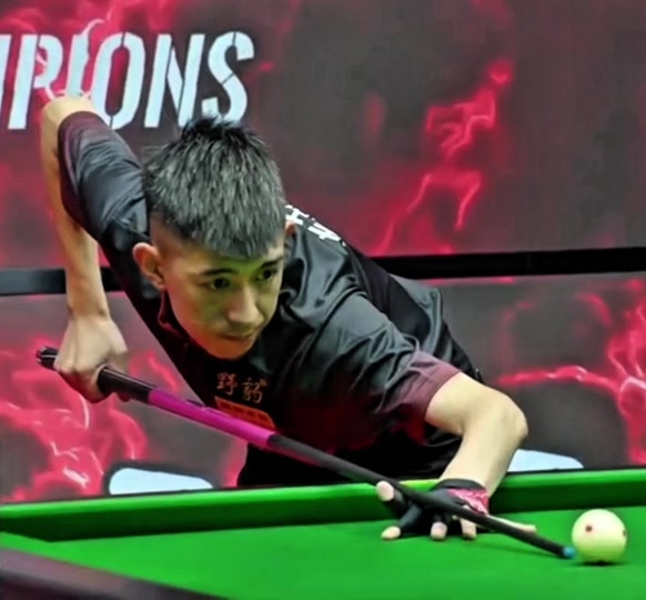 首次展现崭 首次展现崭