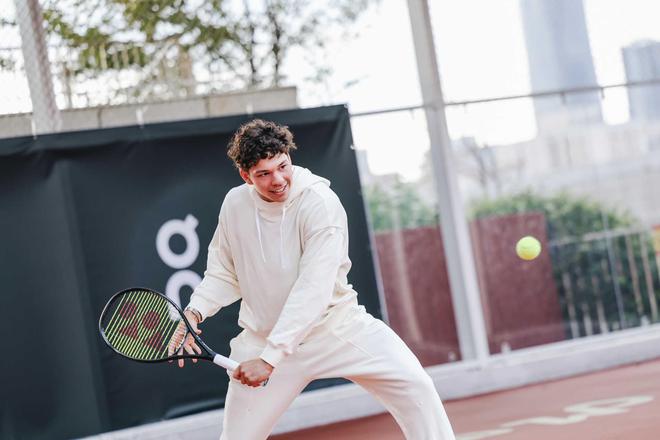 己的才华和 己的才华和