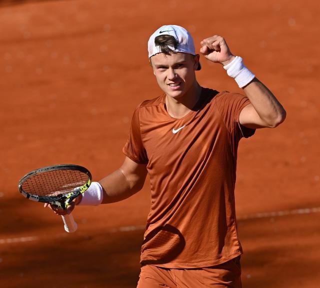 赛不仅吸引 赛不仅吸引