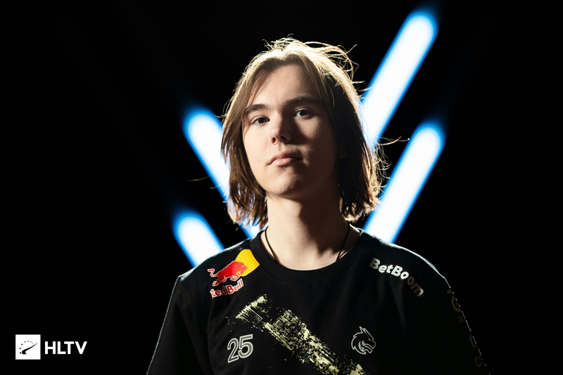 凭借卓越的 凭借卓越的